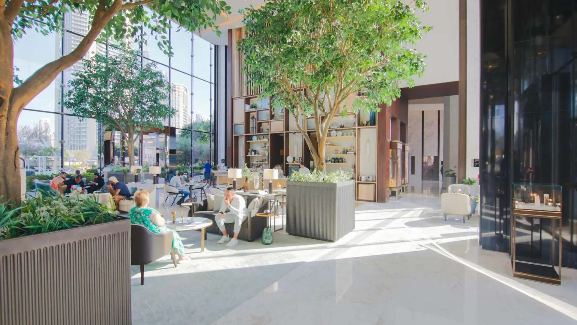 Easemytrip - Spacious Urban Oasis In Address Skyview Tower 2 迪拜 公寓